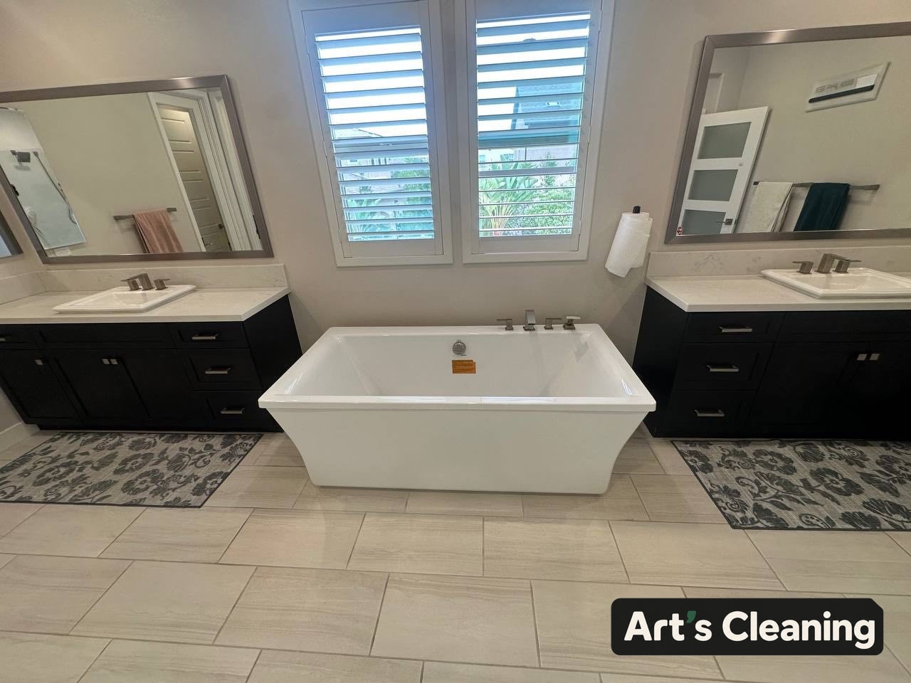Front view of a clean freestanding bathtub